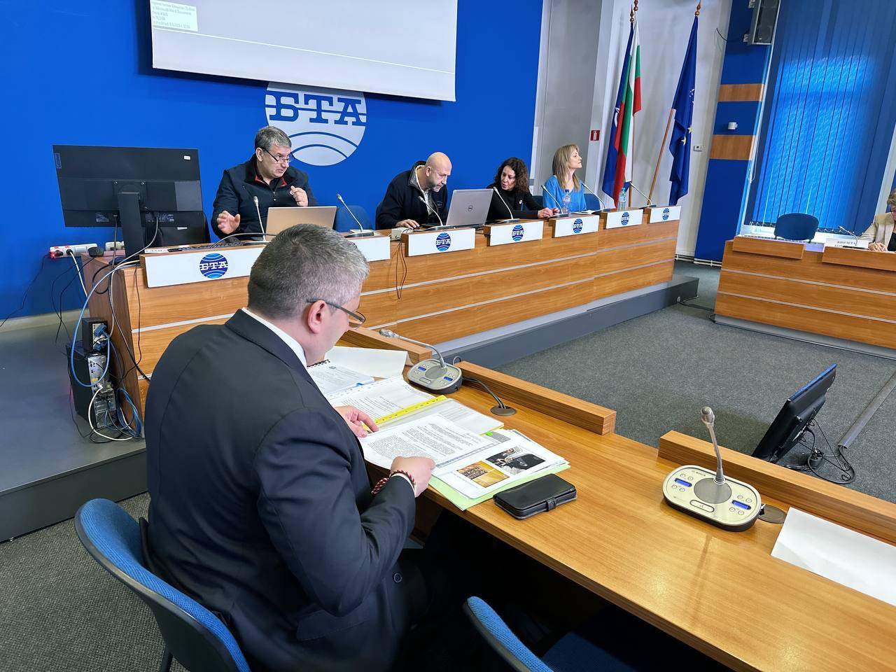 Николай Нанков на дискусията, организирана от Института за пътна безопасност